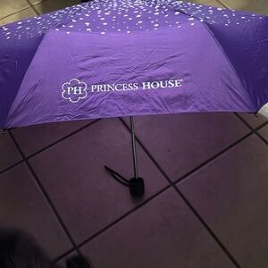 Brand new princess house umbrella